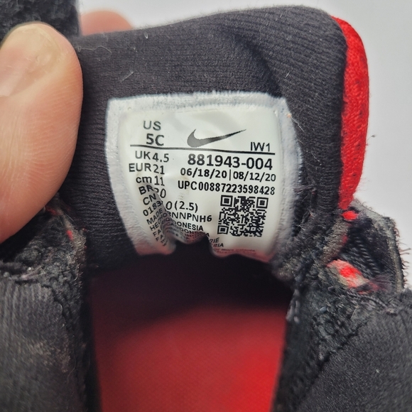 Nike Team Hustle Toddler Kids Red & Black Hightop Tennis Shoes Size 5C - Picture 8 of 10